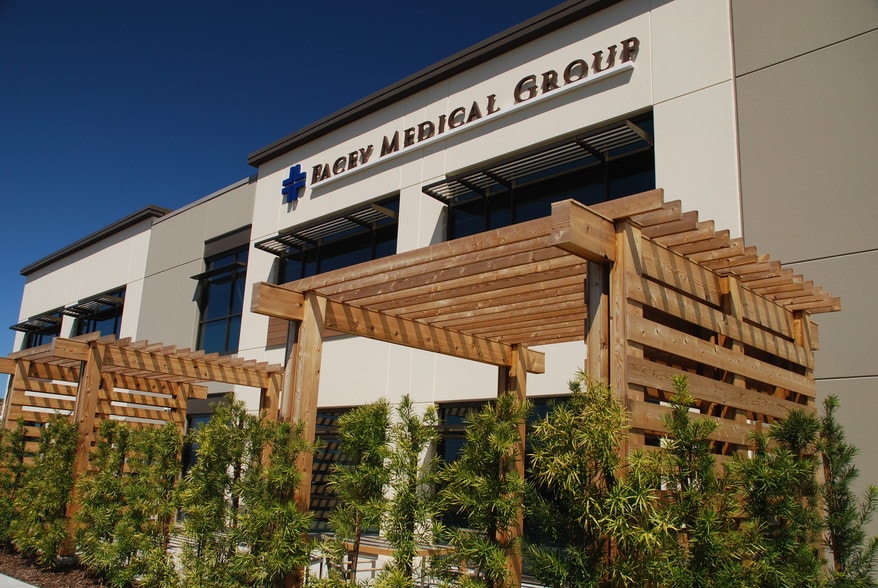 More Photos Of 14550 W Soledad Canyon Rd, Santa Clarita Storefront Retail Office For Lease