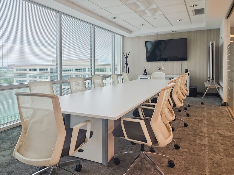 More Photos Of 725 Cool Springs Blvd, Franklin Coworking Space