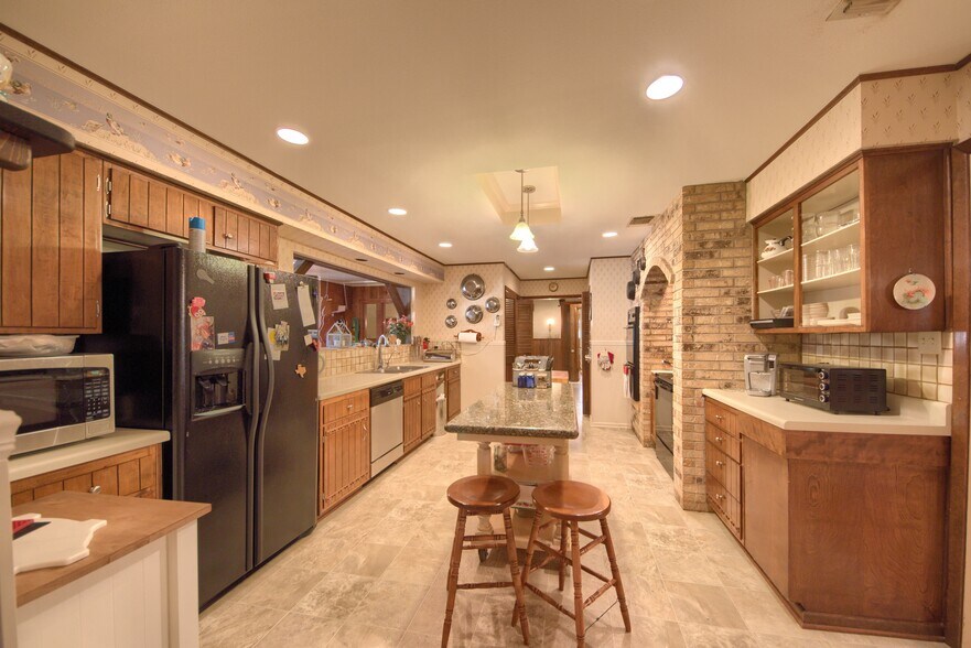 More Photos Of 20070 State Highway 16, Helotes Land For Sale