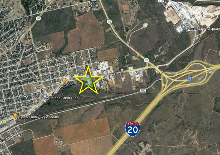 More Photos Of 2306 E Broadway St, Sweetwater Truck Terminal For Lease