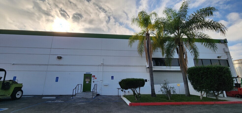 More Photos Of 133 S Van Norman Rd, Montebello Food Processing For Lease