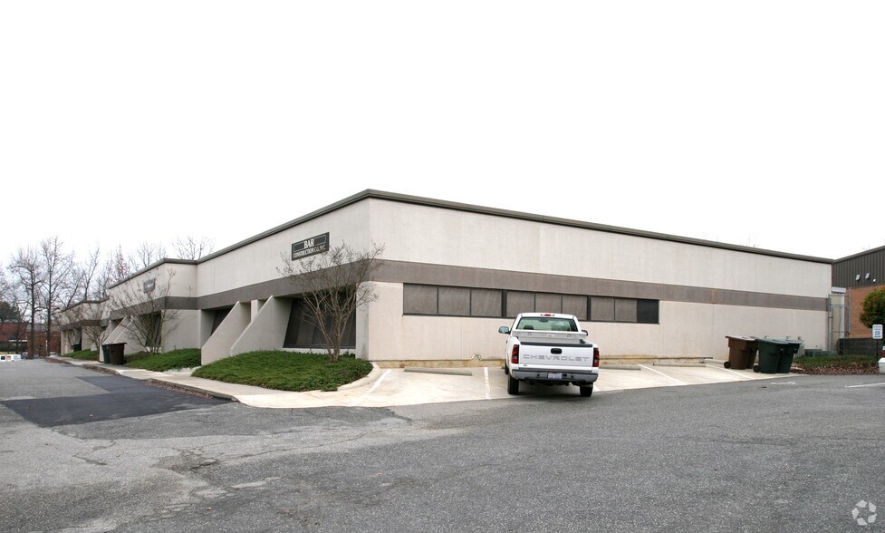 More Photos Of 816 Post St, Greensboro Light Manufacturing For Lease