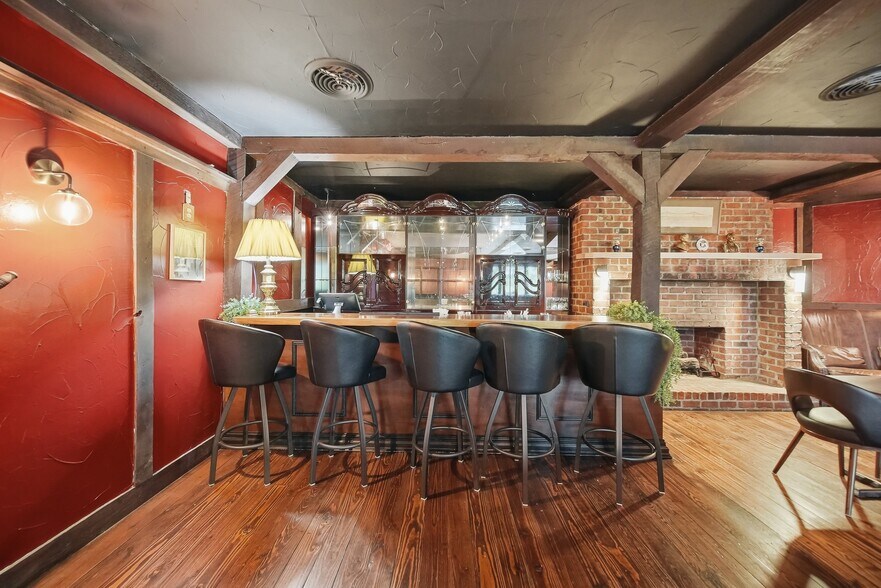 More Photos Of 2289 Saint Paul's Church Rd, Newton Restaurant For Sale