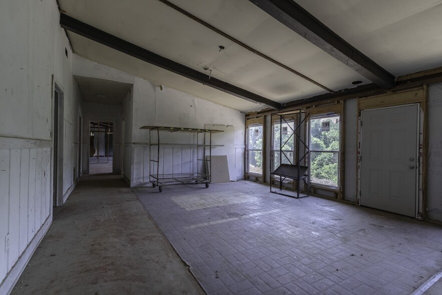 More Photos Of 2341 US Highway 231, Wetumpka Warehouse For Sale