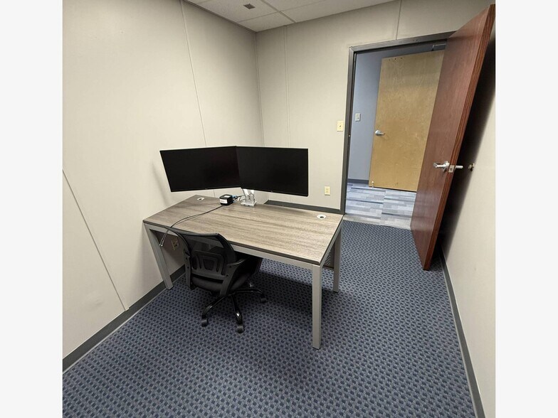 More Photos Of 140 Research Blvd, Madison Coworking Space
