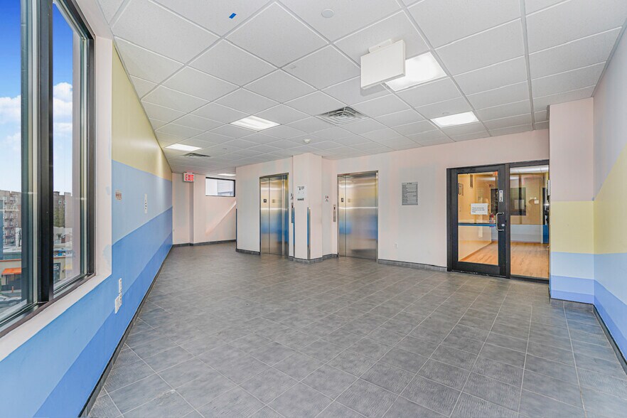 More Photos Of 360 Neptune Ave, Brooklyn Medical For Lease