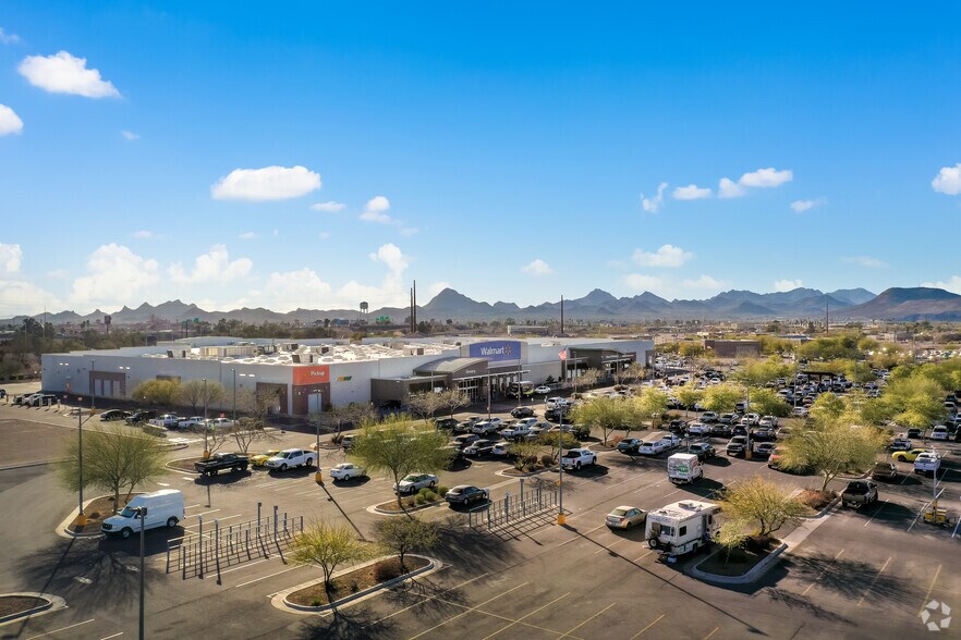 More Photos Of 1570 E Tucson Marketplace Blvd, Tucson General Retail For Sale
