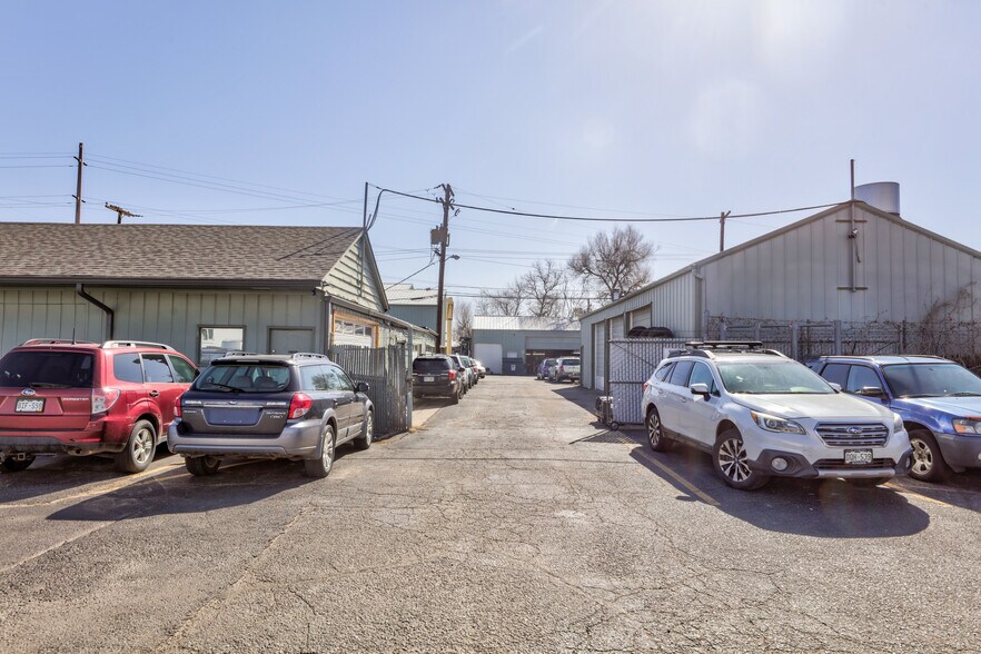 More Photos Of 11072 W 44th Ave, Wheat Ridge Warehouse For Sale