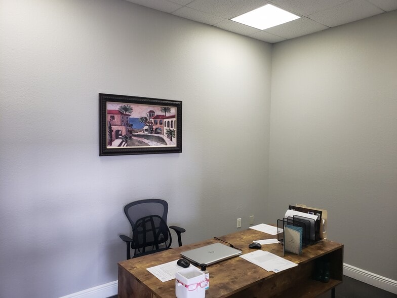 More Photos Of 4644 Coral Ridge Dr, Coral Springs Service For Lease