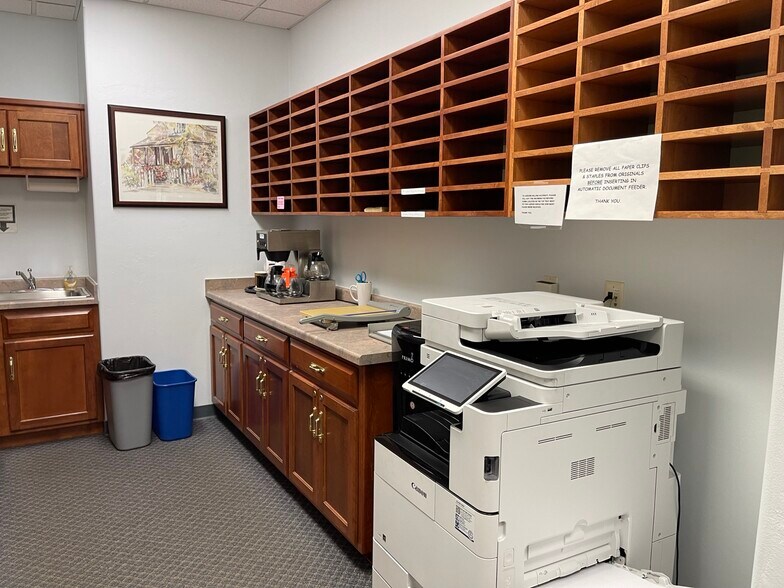 More Photos Of 2325 Verlin Rd, Green Bay Coworking Space