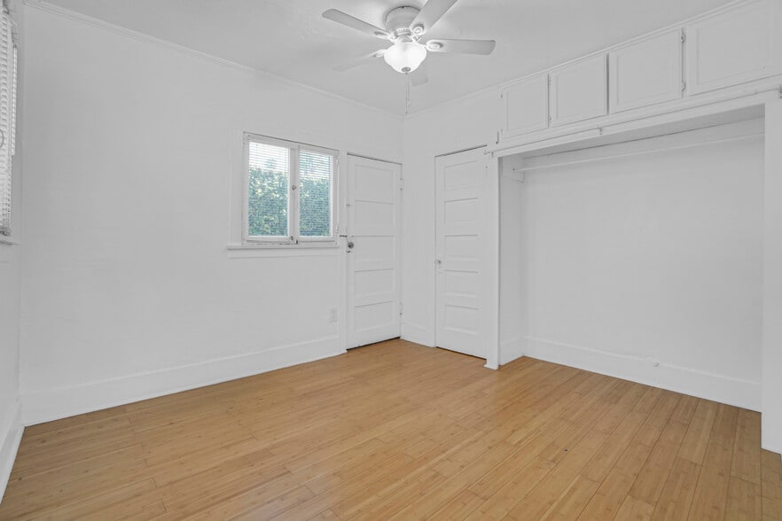 More Photos Of 2531 Elsinore St, Los Angeles Multifamily For Sale