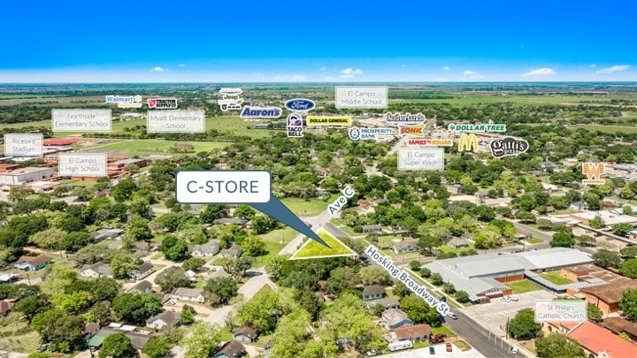 More Photos Of 819 Hoskins Broadway St, El Campo Convenience Store For Sale