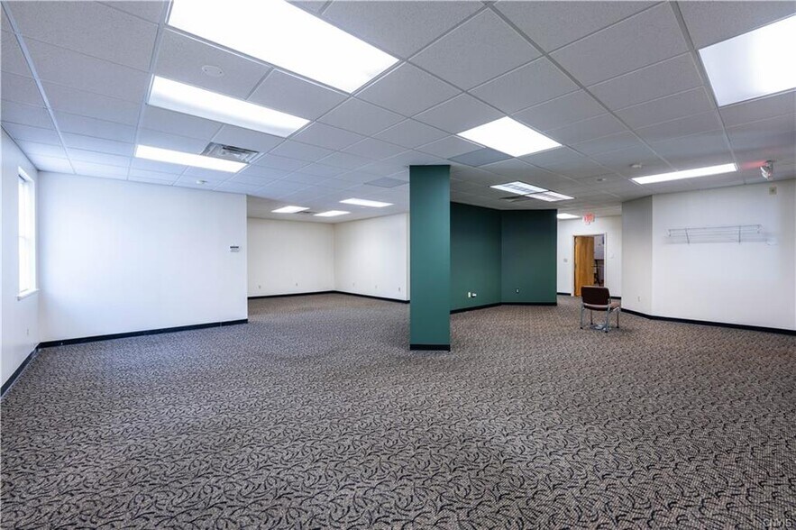 More Photos Of 1107 Floyd Ave, Rome Medical For Sale