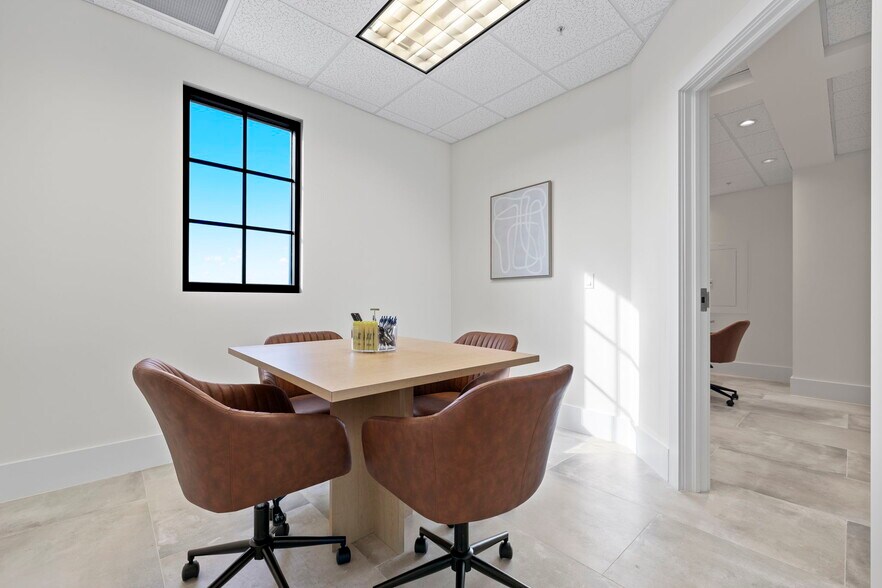 More Photos Of 23160 Fashion Dr, Estero Coworking Space