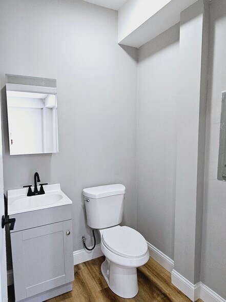 More Photos Of 10176 Baltimore National Pike, Ellicott City Office For Lease