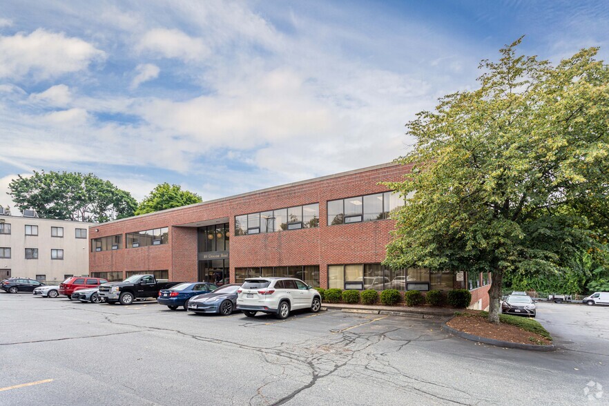 Primary Photo Of 100 Crescent Rd, Needham Office For Lease