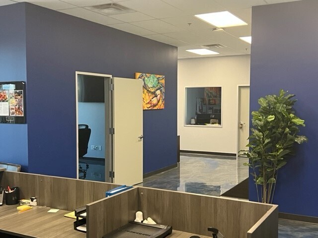 More Photos Of 5826 Hawk Springs Rd, San Antonio Warehouse For Sale