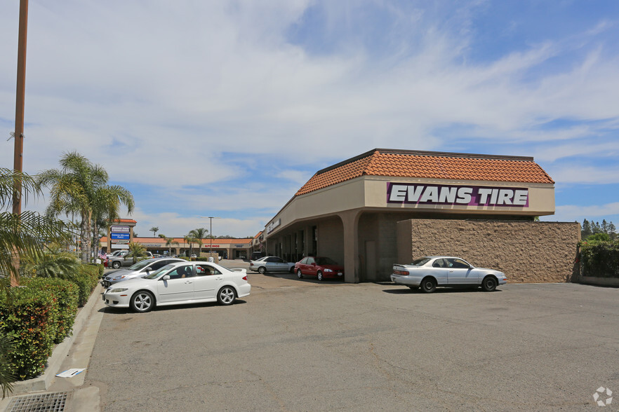 Primary Photo Of 2070 Hacienda Dr, Vista General Retail For Lease