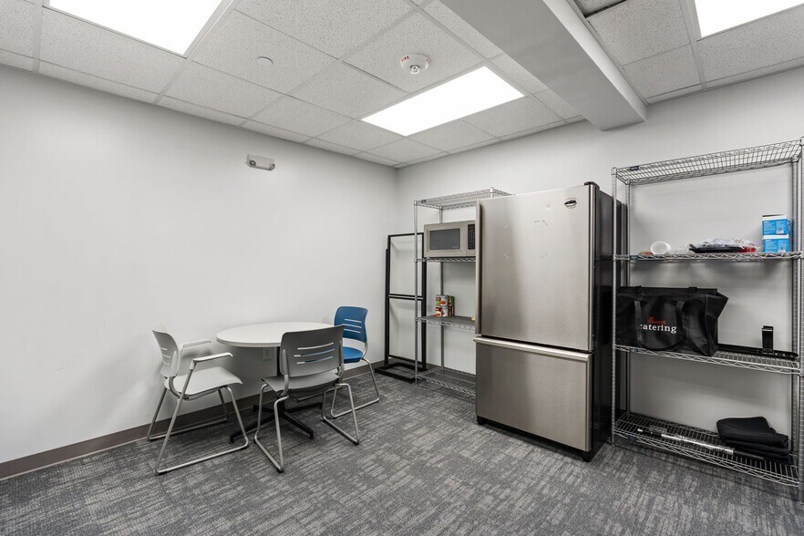 More Photos Of 1411 W Main St, League City Schools For Sale