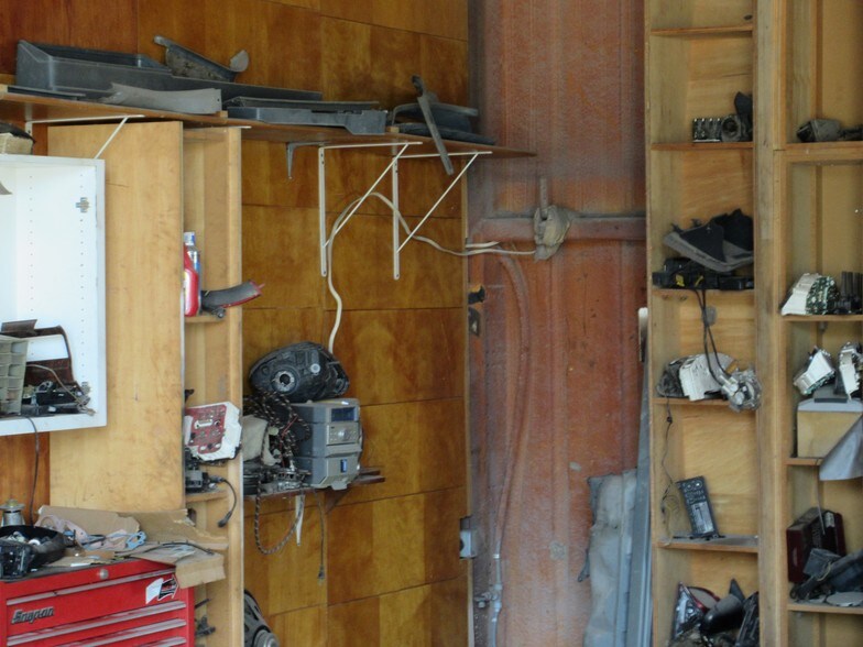 More Photos Of 2211 State Highway 69 S, Greenville Auto Repair For Lease