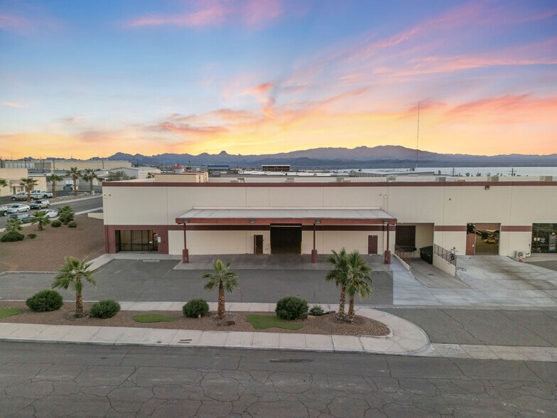 More Photos Of 1105 Aviation Dr, Lake Havasu City Manufacturing For Lease