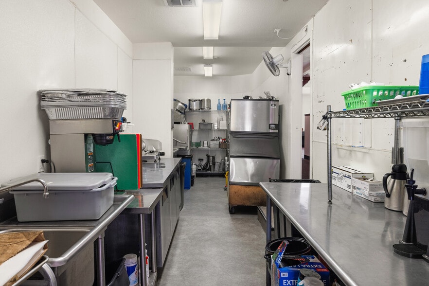 More Photos Of 110 S Pine St, Nevada City Freestanding For Lease