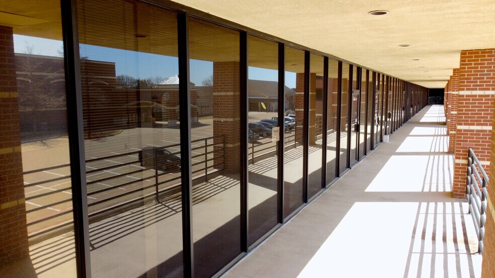 More Photos Of 580 S Denton Tap Rd, Coppell Storefront Retail Office For Lease