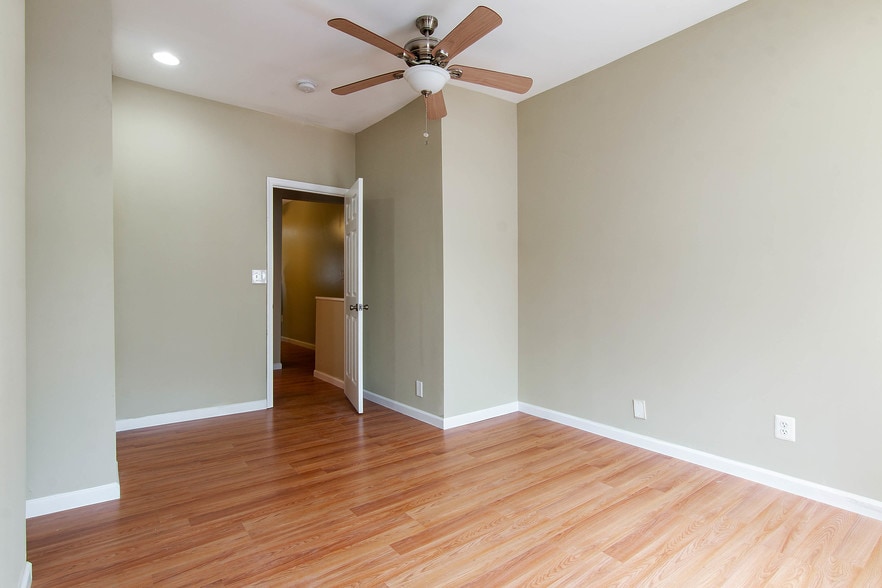 More Photos Of 2712 Pennsylvania Ave, Baltimore Storefront Retail Residential For Lease