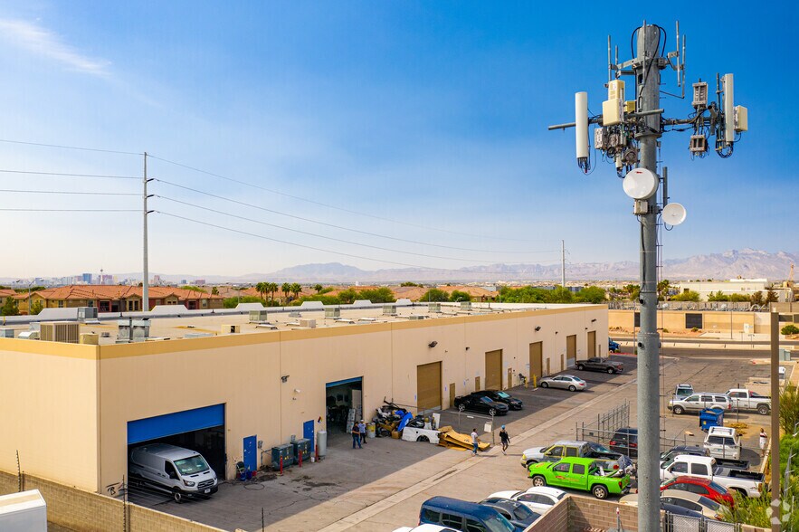 More Photos Of 4120 E Craig Rd, North Las Vegas Light Distribution For Sale