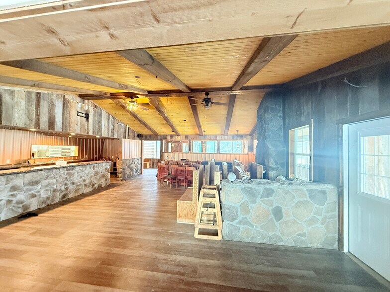 More Photos Of 16 Baby Back Pl, Pipestem Flex For Sale