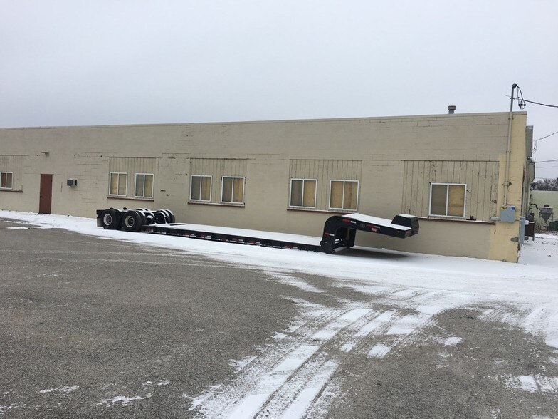 More Photos Of 2632 Park St, Muskegon Heights Warehouse For Sale