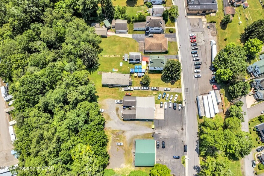 More Photos Of 109 Alden Rd, Nanticoke Service For Sale