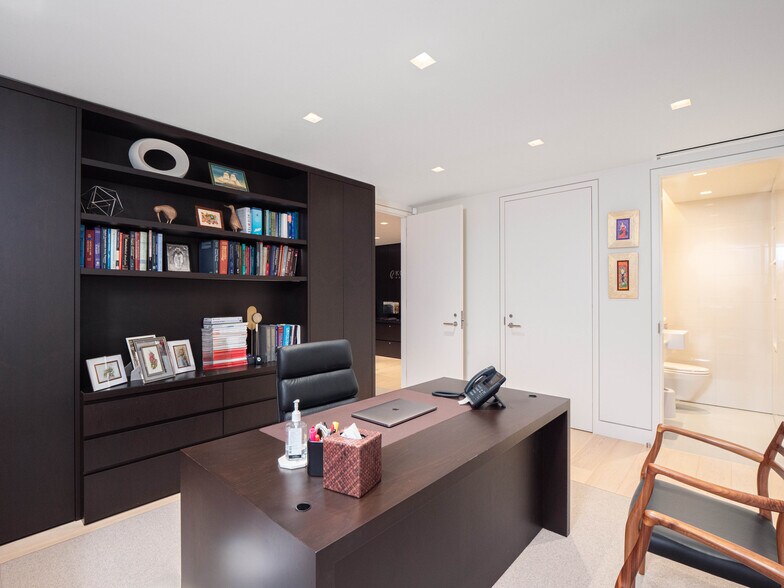 More Photos Of 650 Park Ave, New York Apartments For Sale