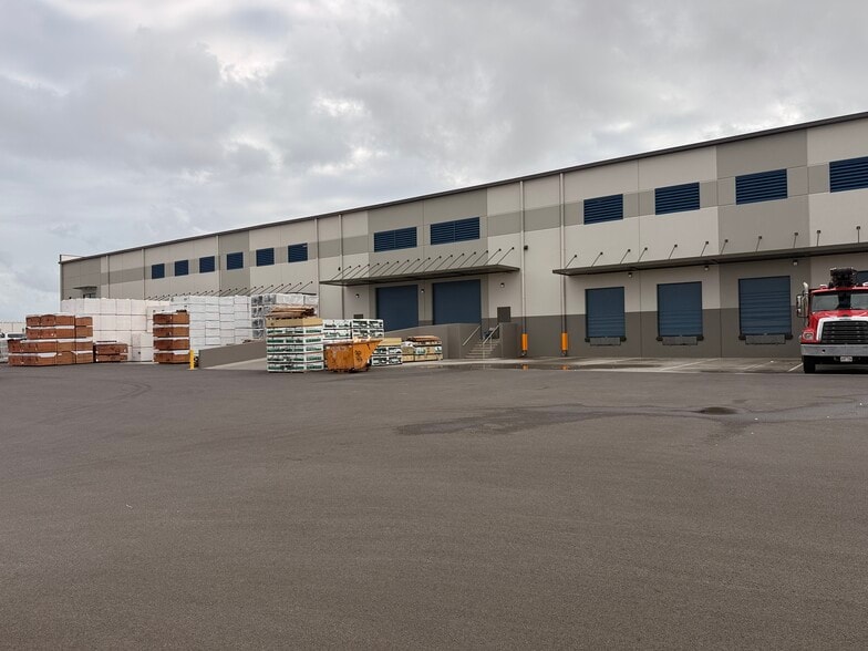 Primary Photo Of Ko'oloa'ula Street, Kapolei Warehouse For Lease