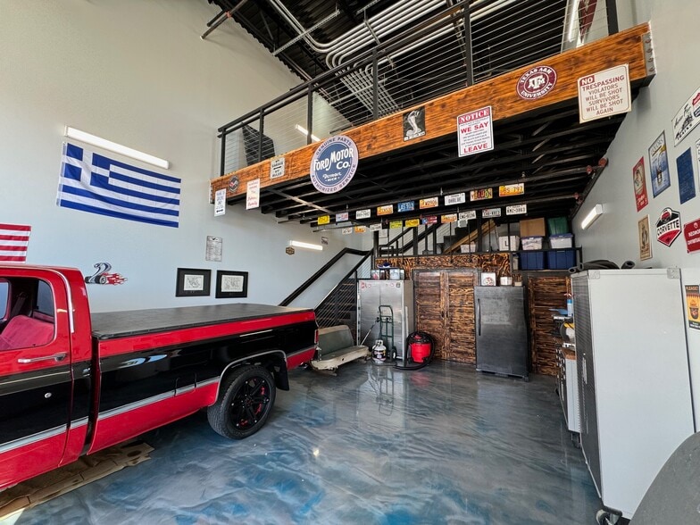 More Photos Of 1435 FM 1463 Rd, Katy Showroom For Sale