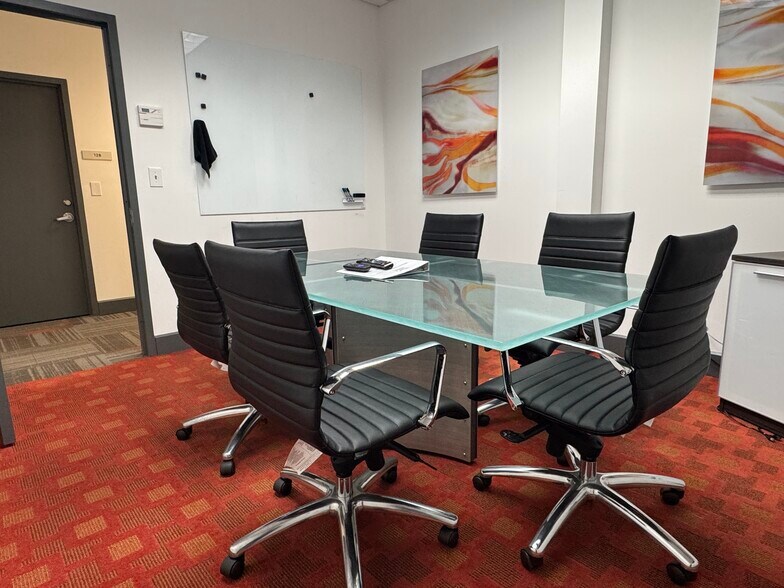 More Photos Of 2900 Glades Cir, Weston Unknown For Lease