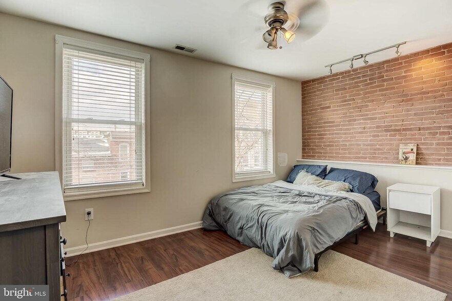 More Photos Of 1125 S Charles St, Baltimore Storefront Retail Residential For Sale