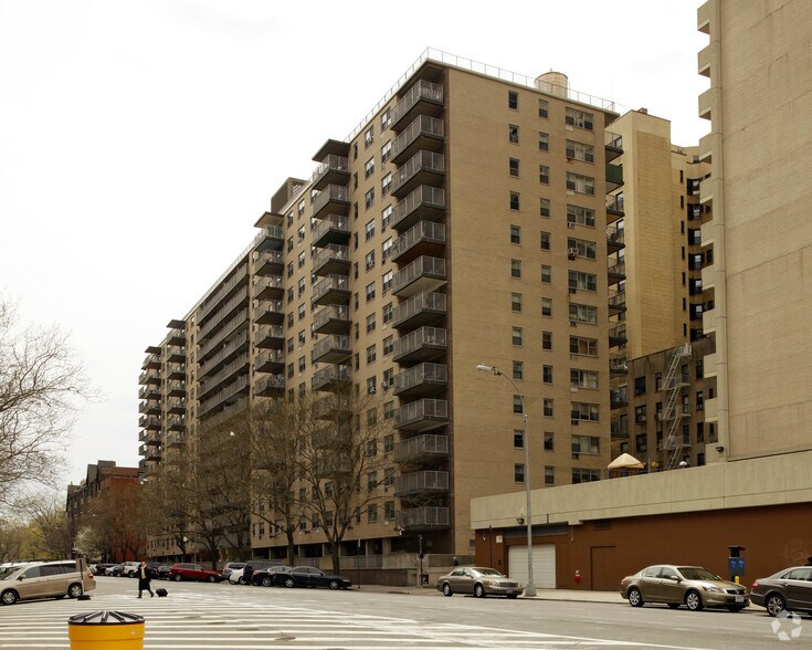 More Photos Of 50 W 97th St, New York Apartments For Lease