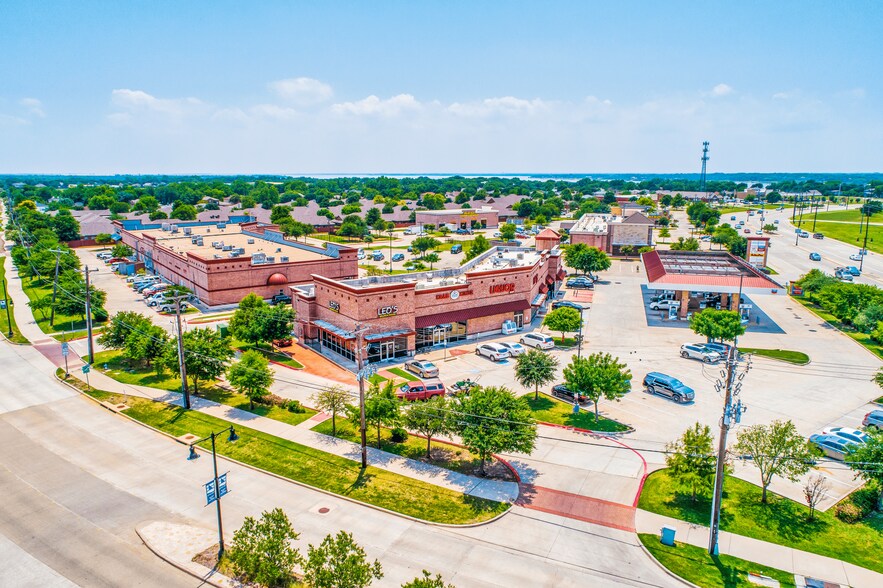 More Photos Of 800 W Eldorado Pky, Little Elm Unknown For Lease