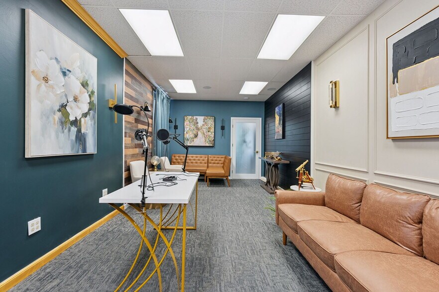 More Photos Of 187-189 N Main St, Milltown Medical For Sale