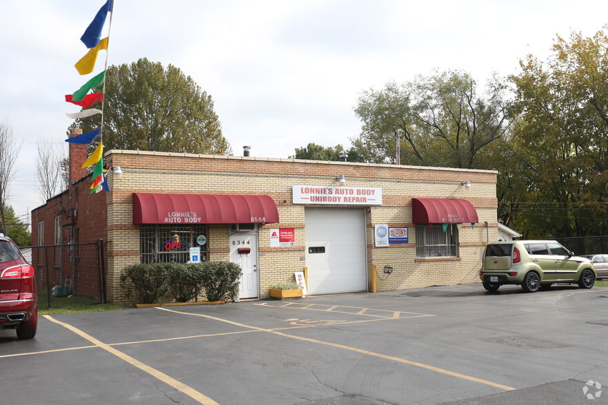 Primary Photo Of 8542 N Broadway, Saint Louis General Retail For Sale