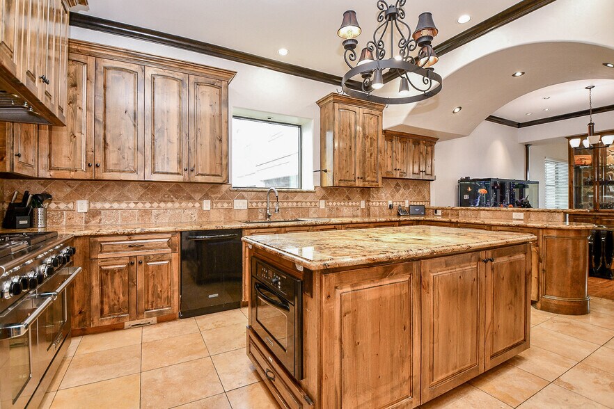 More Photos Of 4119 Allen St, Houston Office For Sale