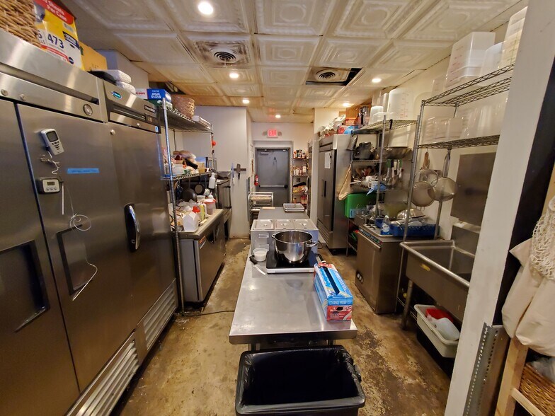 More Photos Of 1506 E Carson St, Pittsburgh General Retail For Sale