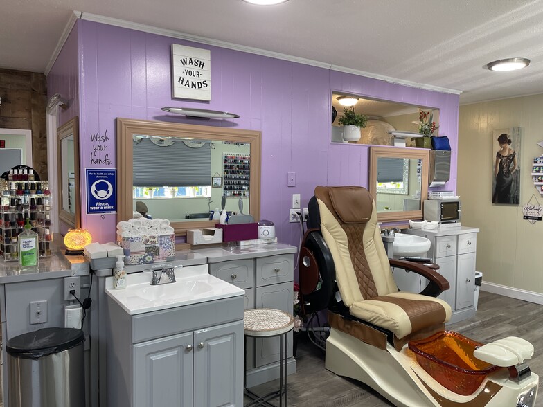 More Photos Of 811 Lakeview St, Kannapolis Freestanding For Sale