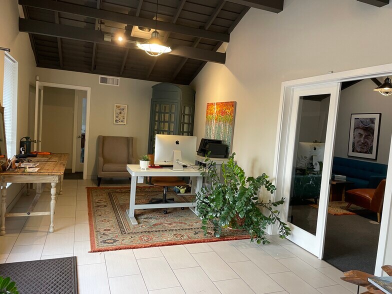 More Photos Of 4517 N 12th St, Phoenix Office For Sale