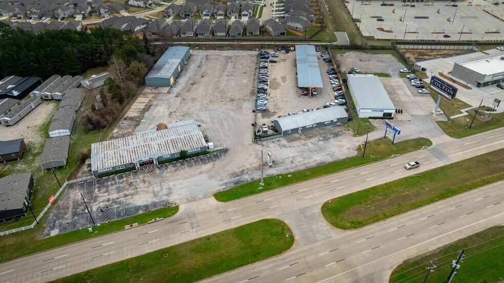 More Photos Of 27210 State Highway 249, Tomball Showroom For Sale