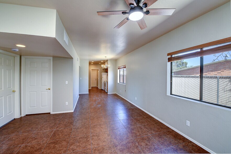 More Photos Of 1011 E Halcyon Rd, Tucson Apartments For Sale