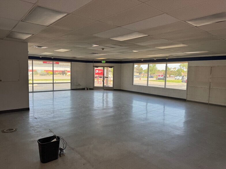 More Photos Of 10255 S Redwood Rd, South Jordan Auto Repair For Lease