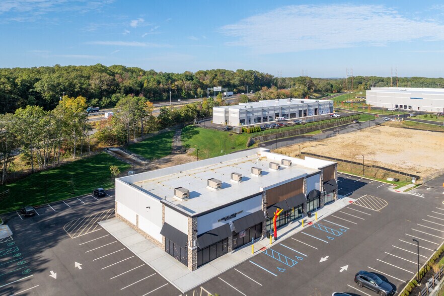 More Photos Of 1840 Wayside Road-Building B, Tinton Falls Unknown For Lease