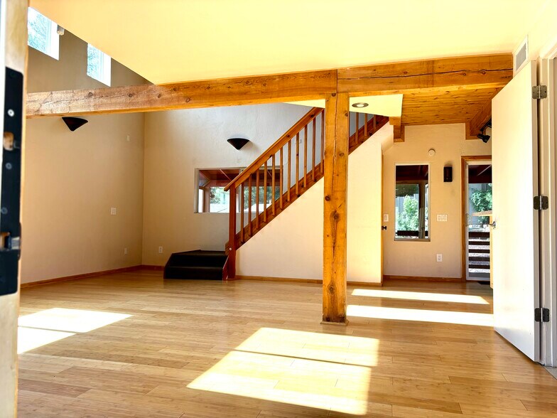 More Photos Of 6261 W Hardscrabble Mesa Rd, Pine Freestanding For Sale